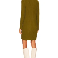 ROBE SWEAT COURTE BUTTON DOWN Fir 5 ROBE SWEAT COURTE BUTTON DOWN Fir -Ravis Mode Soldes Boutique 525A WD70 V3