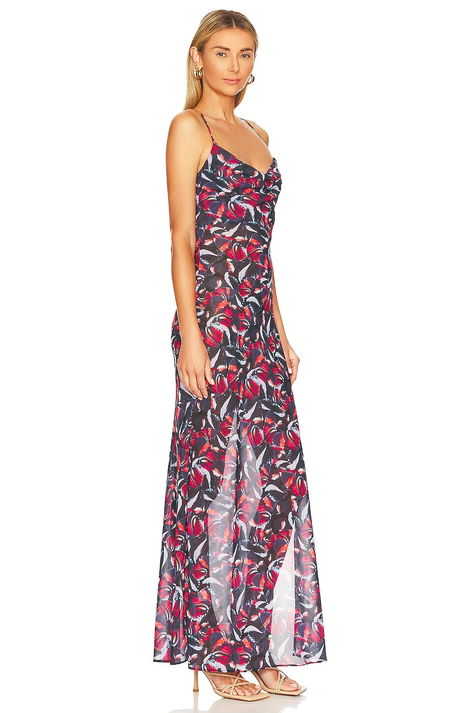 ROBE RIKA Red Butterfly 3 ROBE RIKA Red Butterfly – Image 3